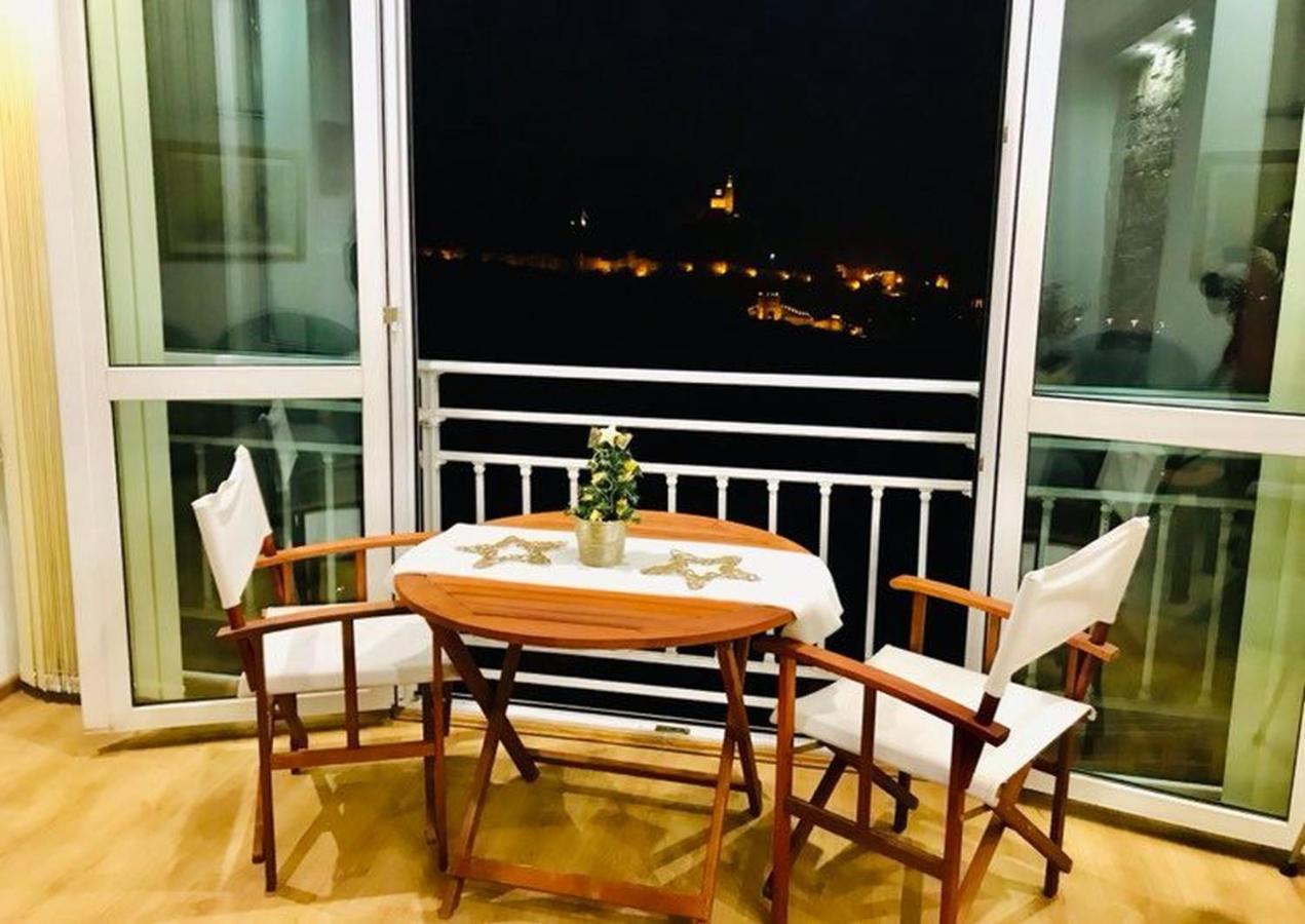 Tsarevets Panoramic Apartments فيليكو ترنوفو المظهر الخارجي الصورة